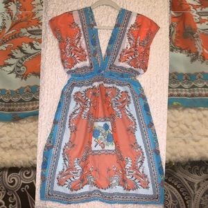 ORANGE/TEAL/WHITE FLORAL PRINT DRESS SIZE M.